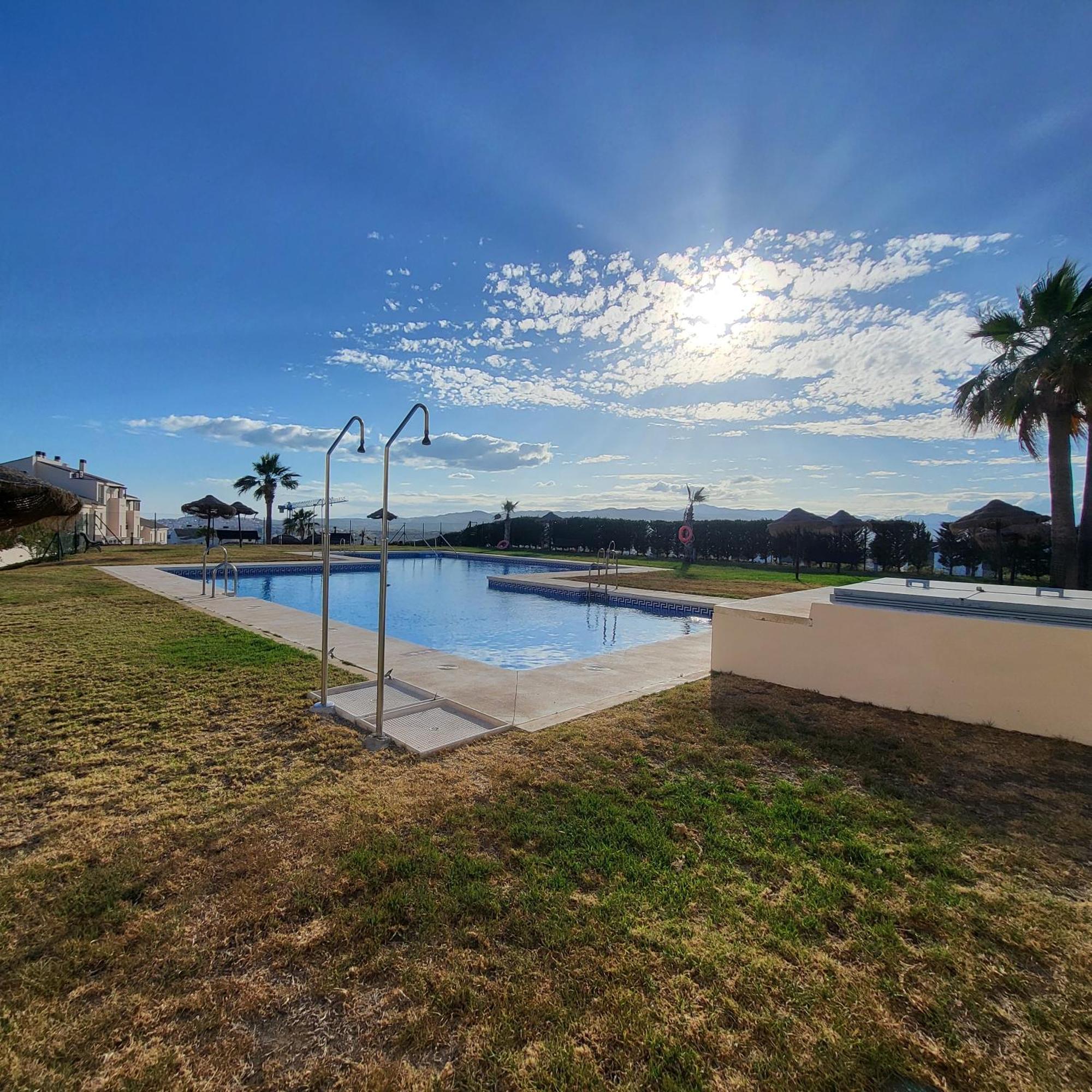 Golf En Baviera Con Vistas Al Mar Lejlighed Caleta de Vélez Eksteriør billede